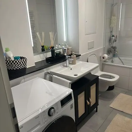 公寓 Neubauwohnung, 5 Minuten Zur Messe *