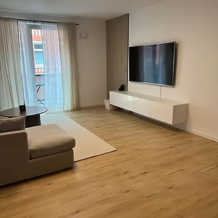 Neubauwohnung, 5 Minuten Zur Messe * הנובר