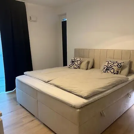 Neubauwohnung, 5 Minuten Zur Messe Lejlighed *