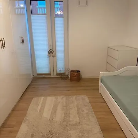 Neubauwohnung, 5 Minuten Zur Messe Apartmán