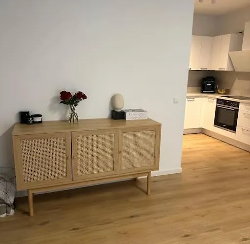Neubauwohnung, 5 Minuten Zur Messe *