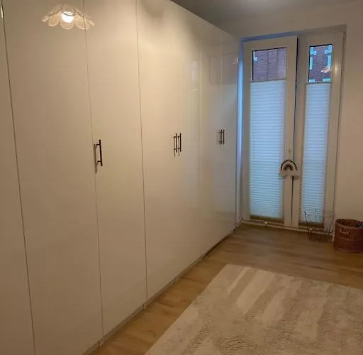 Neubauwohnung, 5 Minuten Zur Messe