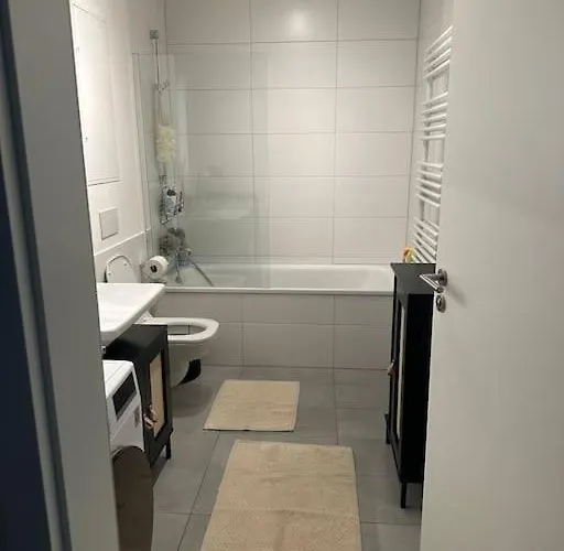 Neubauwohnung, 5 Minuten Zur Messe Lejlighed *